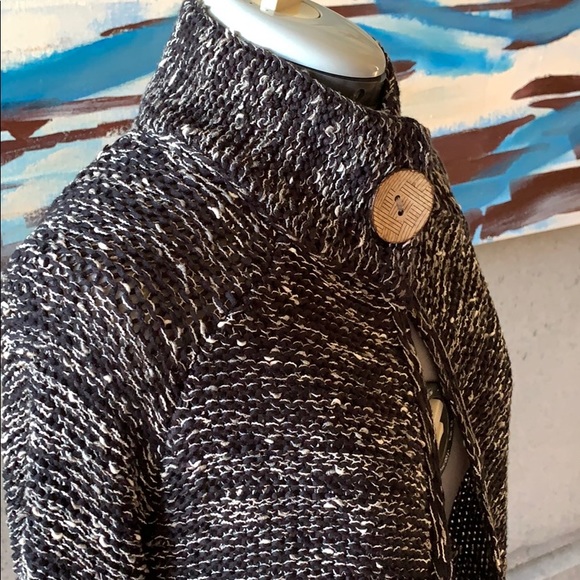 BCBGMaxAzria One Button Knit Cardigan Sweater - Picture 7 of 11